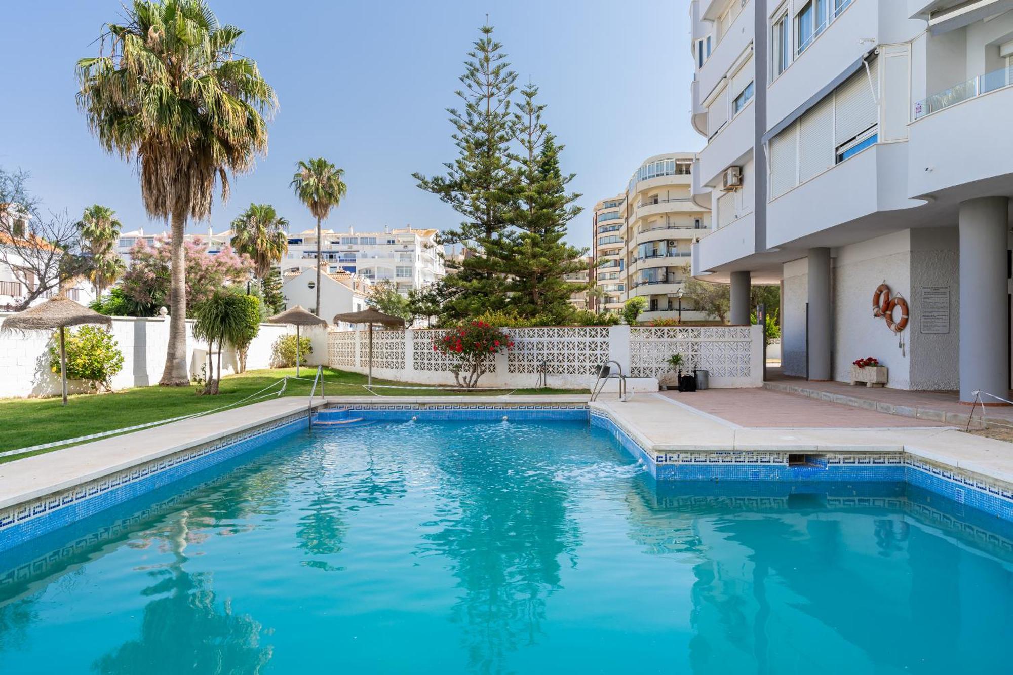 Blonzu Dominicana Fuengirola Eksteriør billede